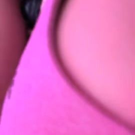 #翘臀桃桃 夜店找牛郎 吃春药3P 被两个猛男轮干喷水