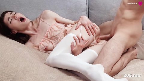 俄罗斯超绝福利姬「Fragile Tempt」（Webtolove）罗斯娇小真骚货双洞齐开求高潮，菊花蜜穴齐被操，最后菊穴灌满浓精